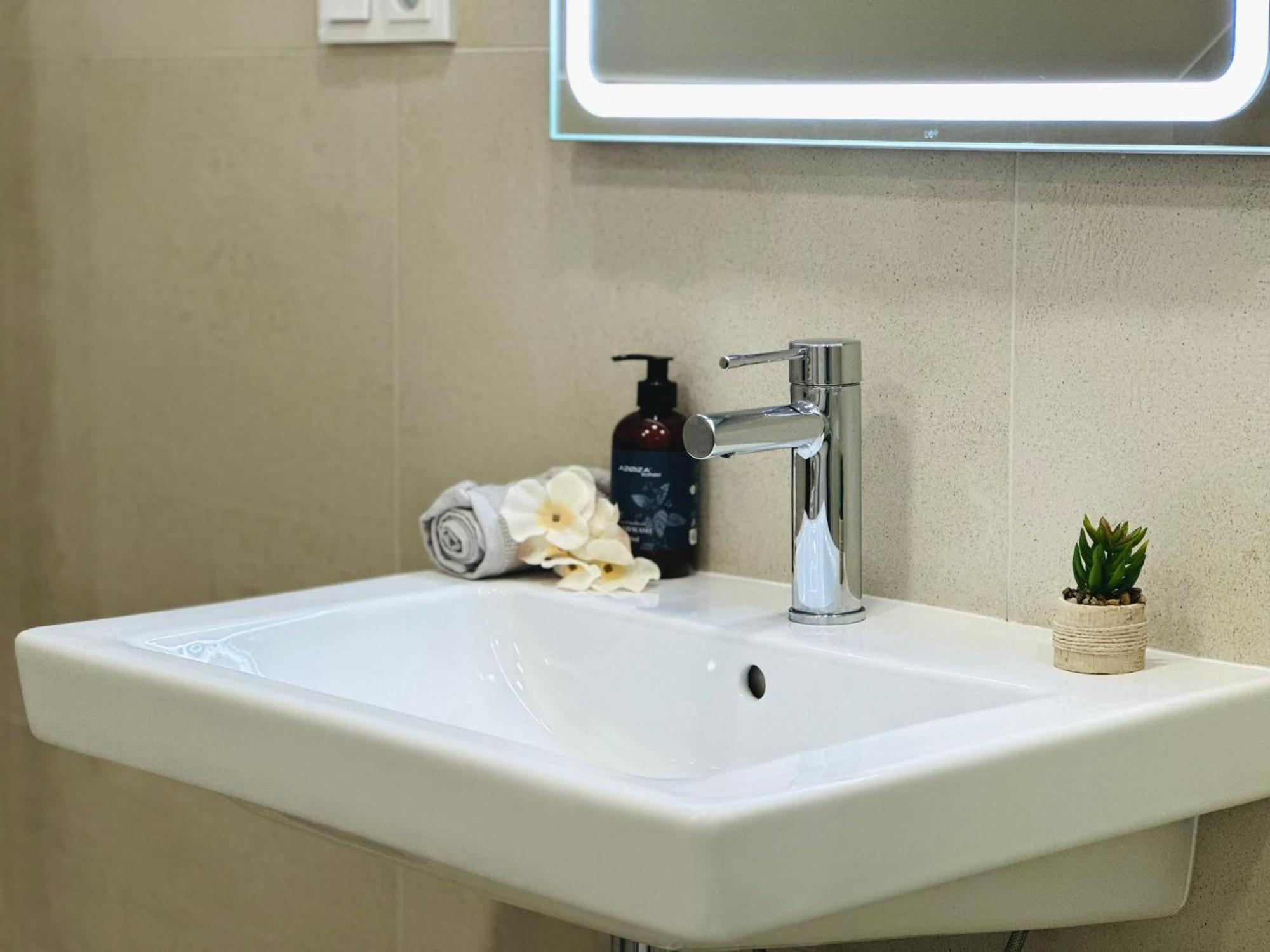Studio Kralovice Apartment Prága Kültér fotó